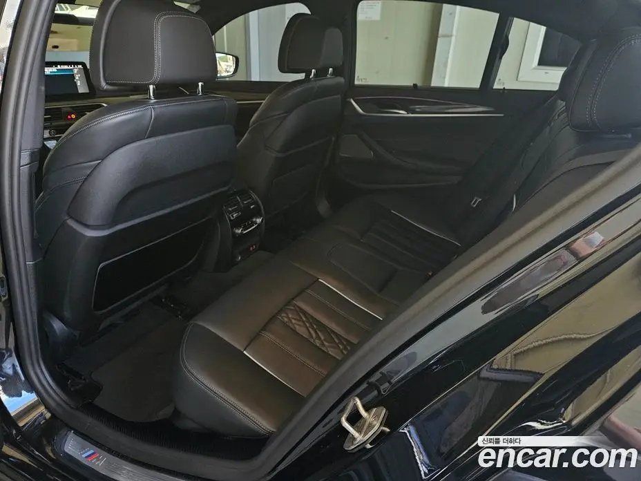 BMW 5 серия 2023 2.0 автомат (гидро), фото 15