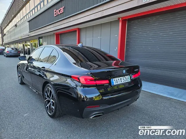 BMW 5 серия 2023 2.0 автомат (гидро), миниатюра 4