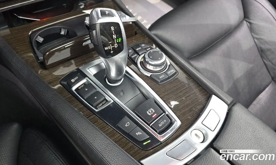 BMW 7 серия 2011 4.4 автомат (гидро), фото 9