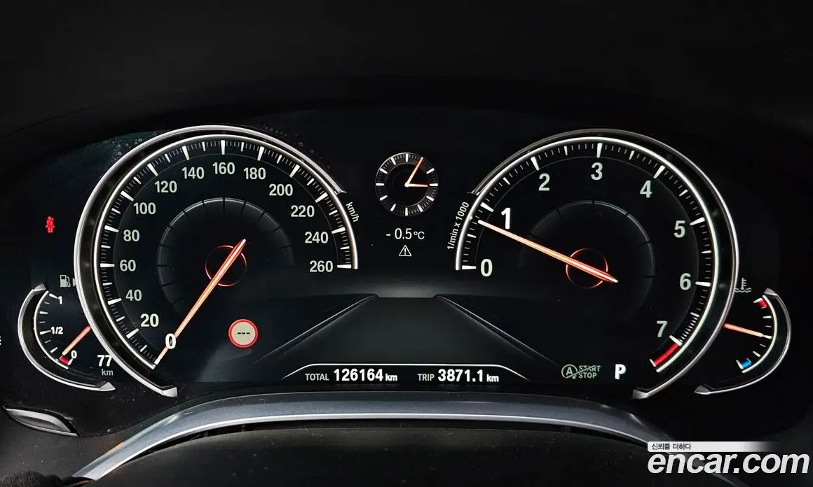 BMW 7 серия 2016 4.4 автомат (гидро), фото 8 BMW 7 серия 2016 4.4 автомат (гидро), фото 8