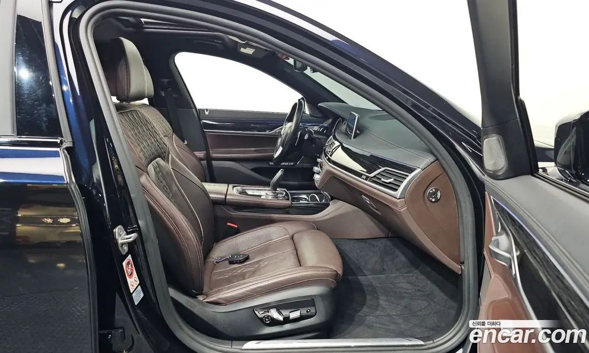 BMW 7 серия 2017 3.0 автомат (гидро), фото 11
