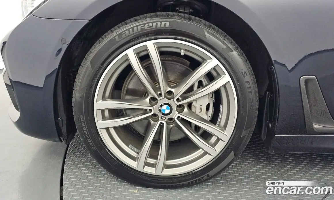 BMW 7 серия 2017 3.0 автомат (гидро), фото 5