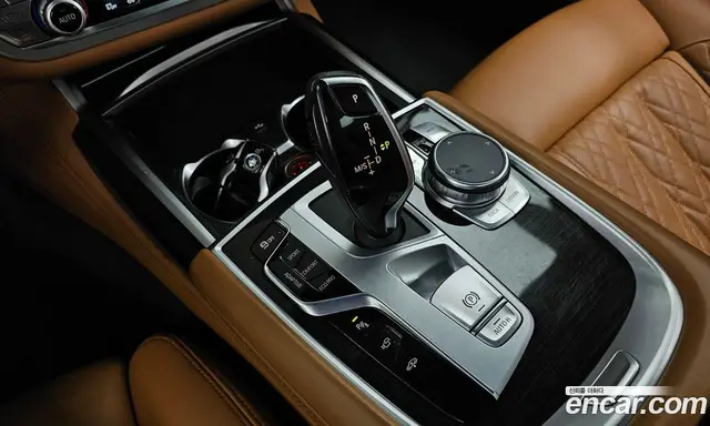 BMW 7 серия 2020 3.0 автомат (гидро), миниатюра 9
