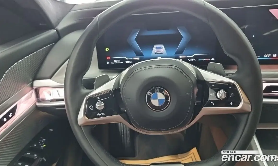 BMW 7 серия 2023 3.0 автомат (гидро), фото 9