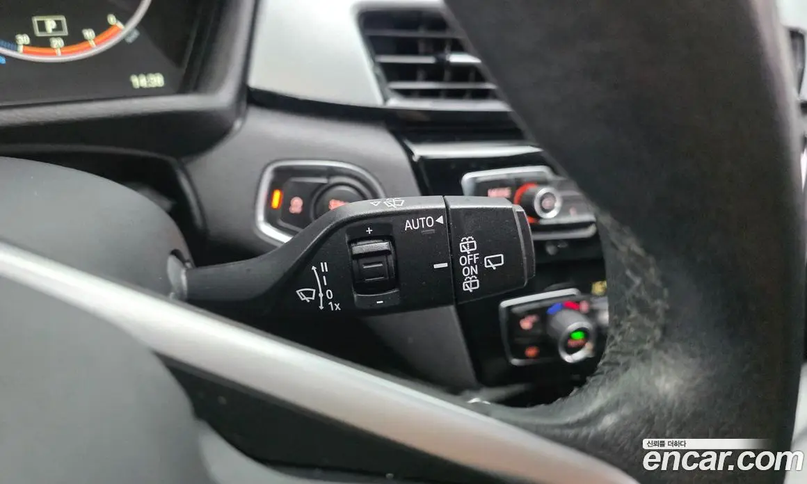BMW X1 2016 2.0 автомат (гидро), фото 18