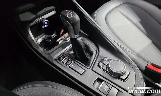 BMW X1 2016 2.0 автомат (гидро), миниатюра 9