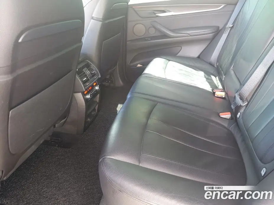 BMW X5 2015 3.0 автомат (гидро), фото 16