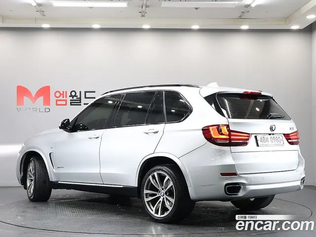 BMW X5 2015 3.0 автомат (гидро), миниатюра 3
