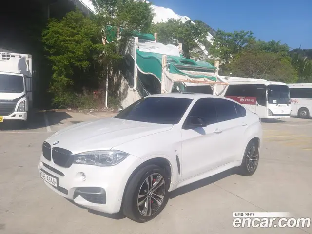 BMW X6, 2017, 108 893 км