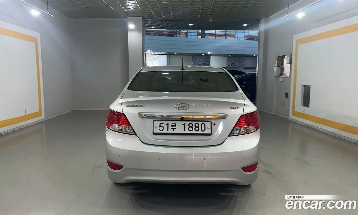Hyundai Accent 2012 1.6 автомат (гидро), фото 4 Hyundai Accent 2012 1.6 автомат (гидро), фото 4