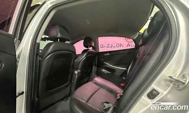 Hyundai Accent 2012 1.6 автомат (гидро), миниатюра 8 Hyundai Accent 2012 1.6 автомат (гидро), миниатюра 8