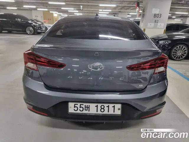 Hyundai Avante 2018 1.6 автомат (гидро), миниатюра 2