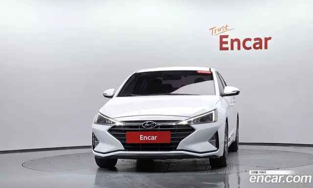 Hyundai Avante 2019 1.6 автомат (гидро), миниатюра 2