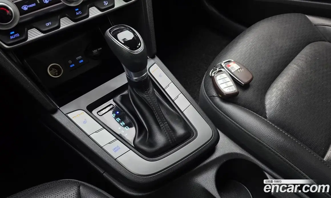 Hyundai Avante 2019 1.6 автомат (гидро), фото 11