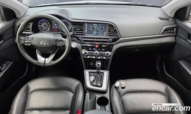 Hyundai Avante 2019 1.6 автомат (гидро), миниатюра 9