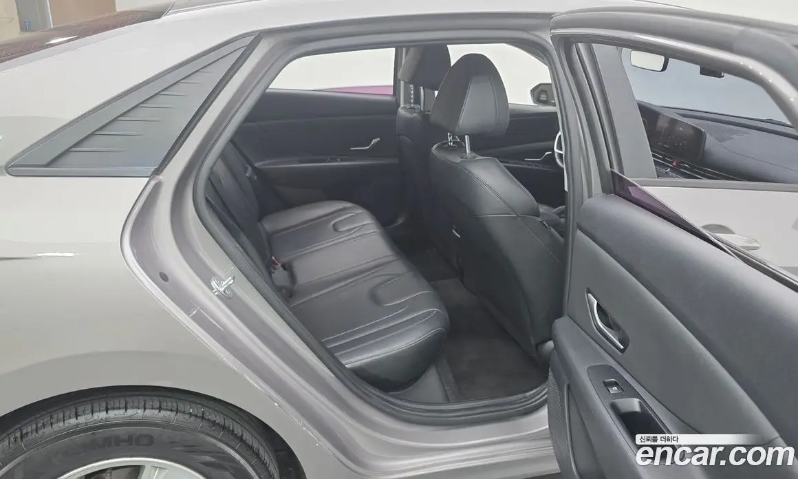 Hyundai Avante 2020 1.6 автомат (гидро), фото 11