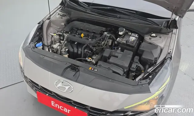 Hyundai Avante 2020 1.6 автомат (гидро), миниатюра 6