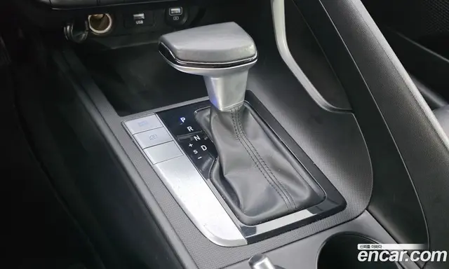 Hyundai Avante 2020 1.6 автомат (гидро), миниатюра 9