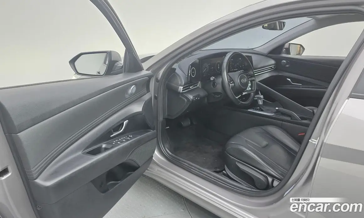 Hyundai Avante 2020 1.6 автомат (гидро), фото 10