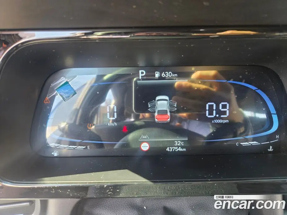Hyundai Avante 2024 1.6 автомат (гидро), фото 16