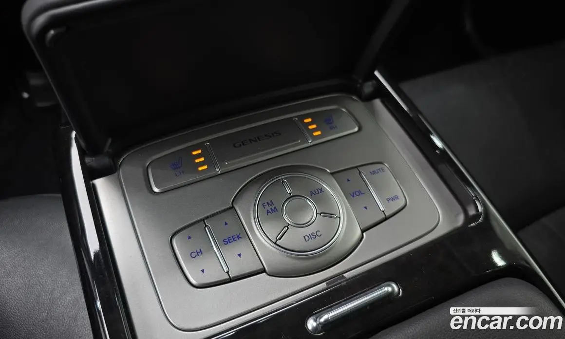 Hyundai Genesis 2011 3.3 автомат (гидро), фото 17