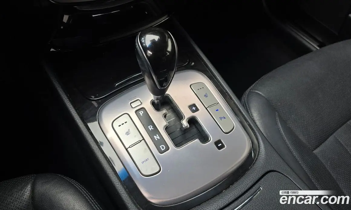 Hyundai Genesis 2011 3.3 автомат (гидро), фото 9