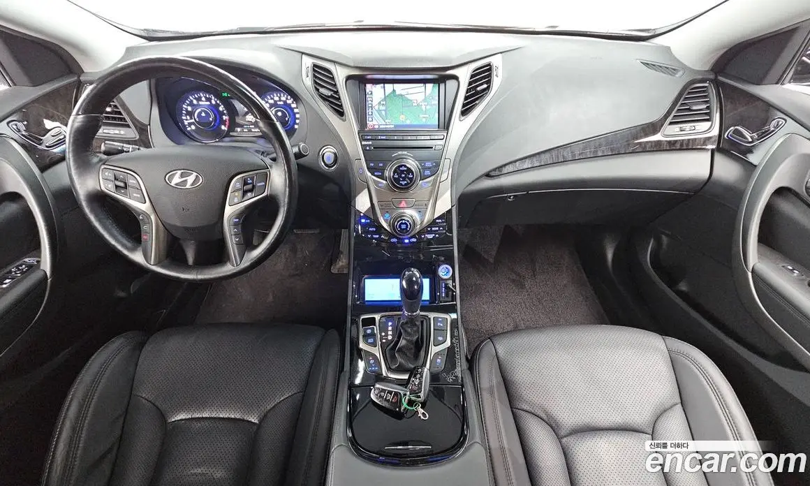 Hyundai Grandeur 2011 3.0 автомат (гидро), фото 9 Hyundai Grandeur 2011 3.0 автомат (гидро), фото 9