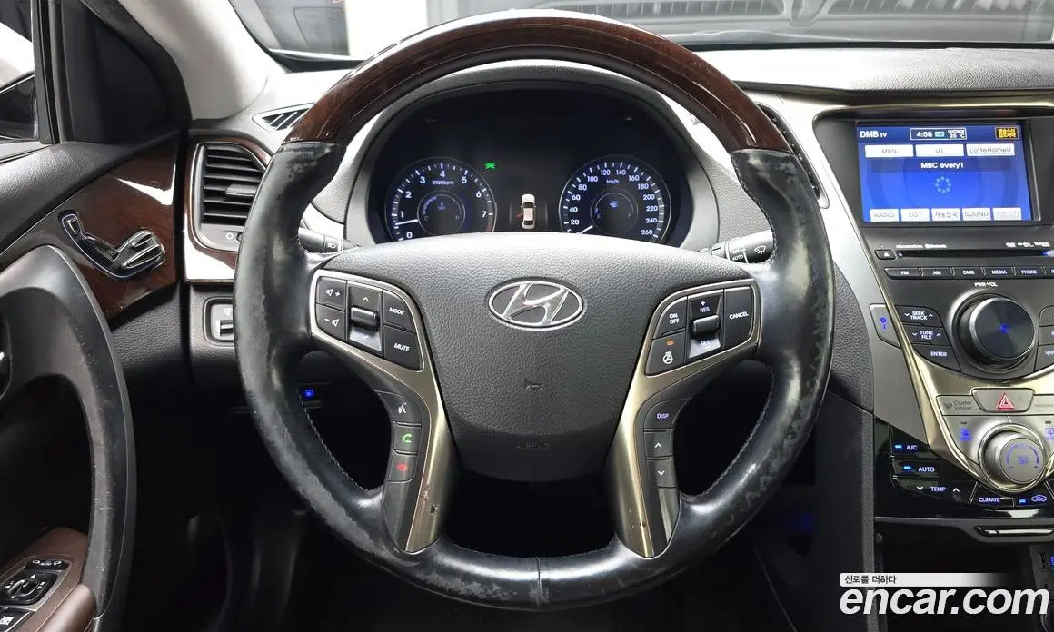 Hyundai Grandeur 2011 3.0 автомат (гидро), фото 13