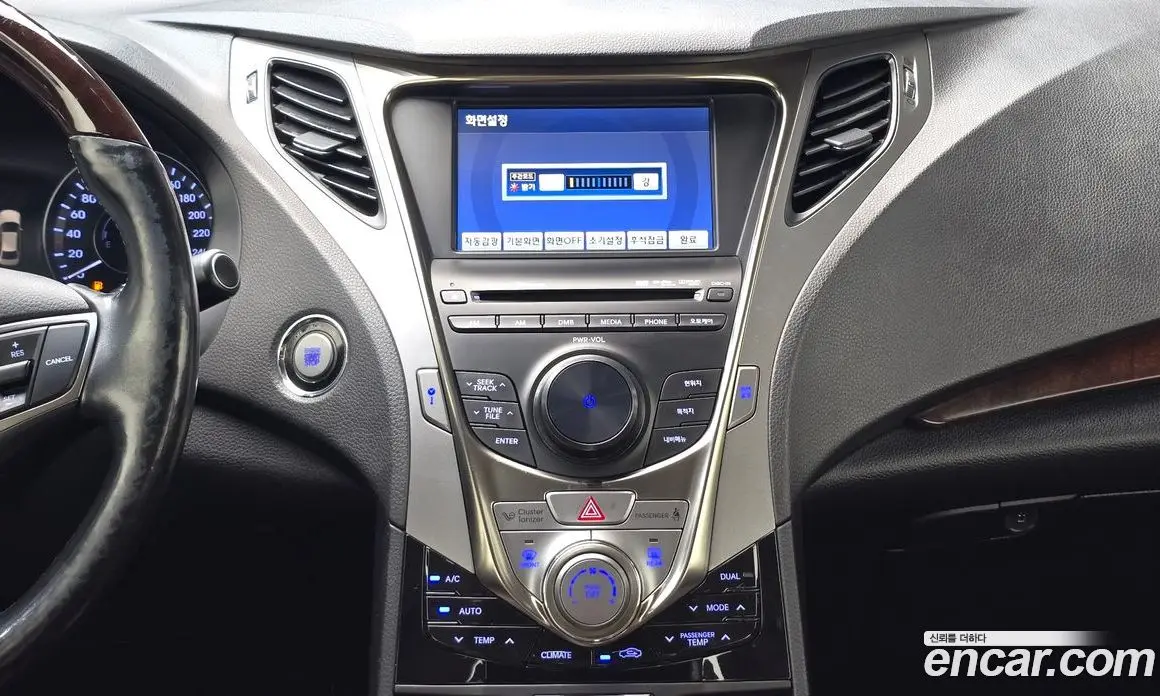 Hyundai Grandeur 2011 3.0 автомат (гидро), фото 19