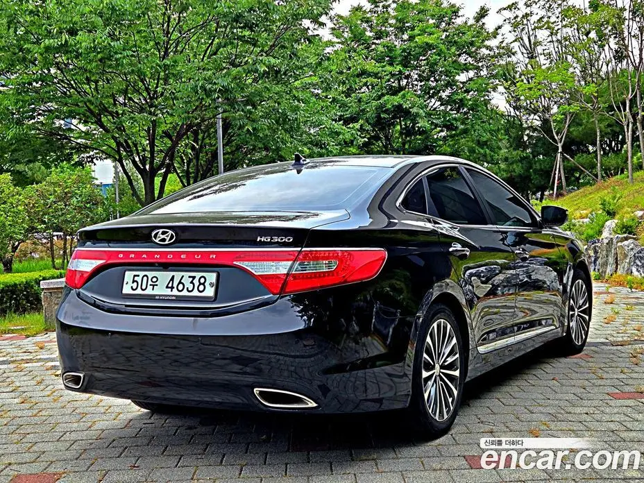 Hyundai Grandeur 2013 3.0 автомат (гидро), фото 2 Hyundai Grandeur 2013 3.0 автомат (гидро), фото 2
