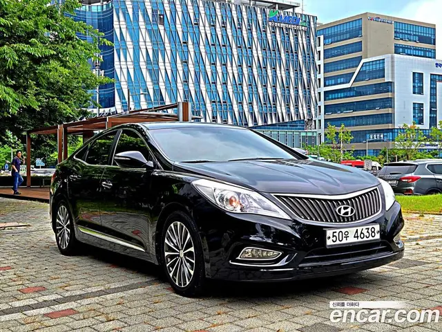 Hyundai Grandeur 2013 3.0 автомат (гидро), миниатюра 4 Hyundai Grandeur 2013 3.0 автомат (гидро), миниатюра 4