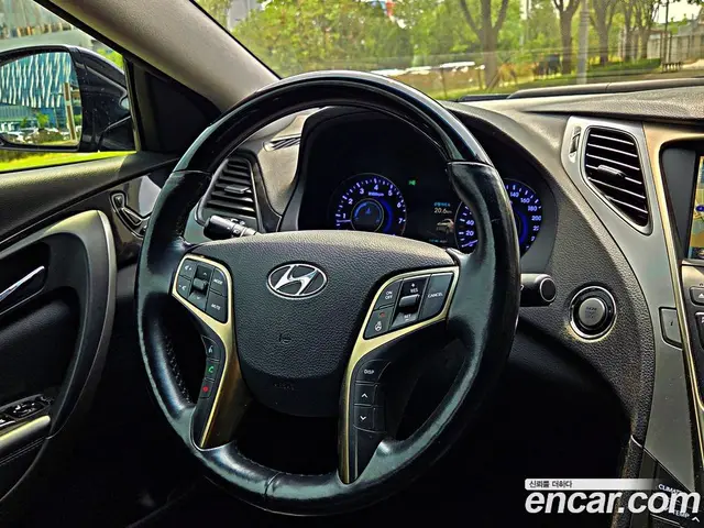 Hyundai Grandeur 2013 3.0 автомат (гидро), миниатюра 9 Hyundai Grandeur 2013 3.0 автомат (гидро), миниатюра 9
