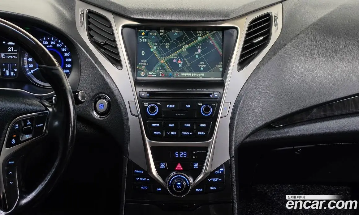 Hyundai Grandeur 2013 3.0 автомат (гидро), фото 20