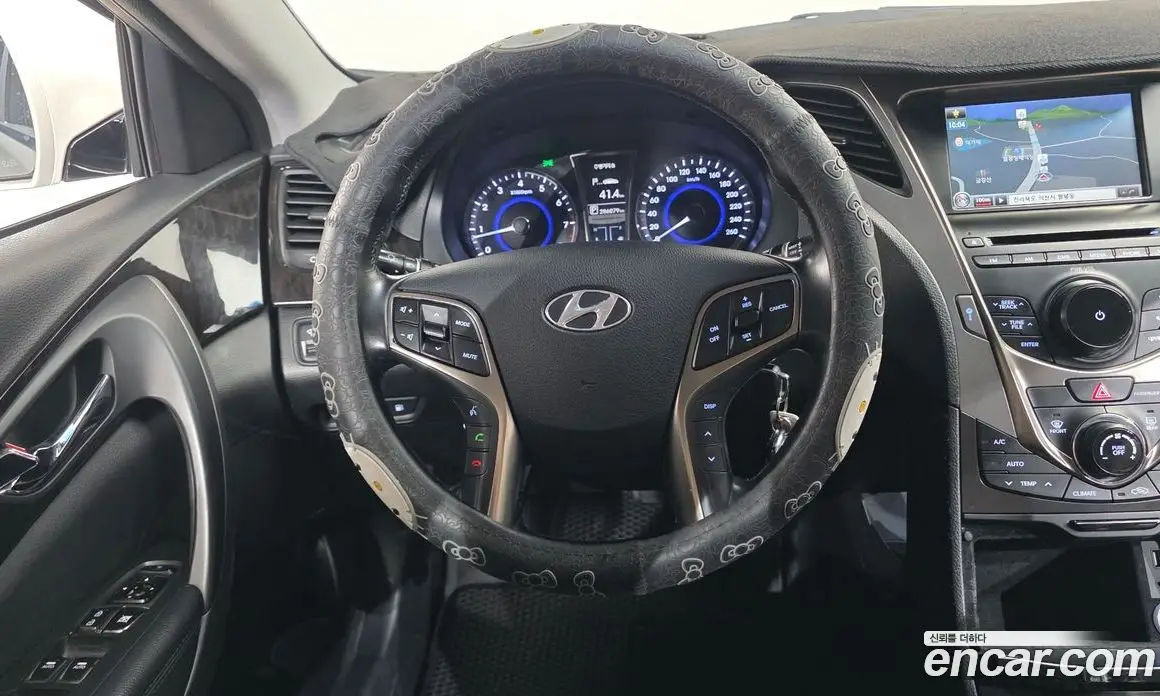 Hyundai Grandeur 2013 3.0 автомат (гидро), фото 14