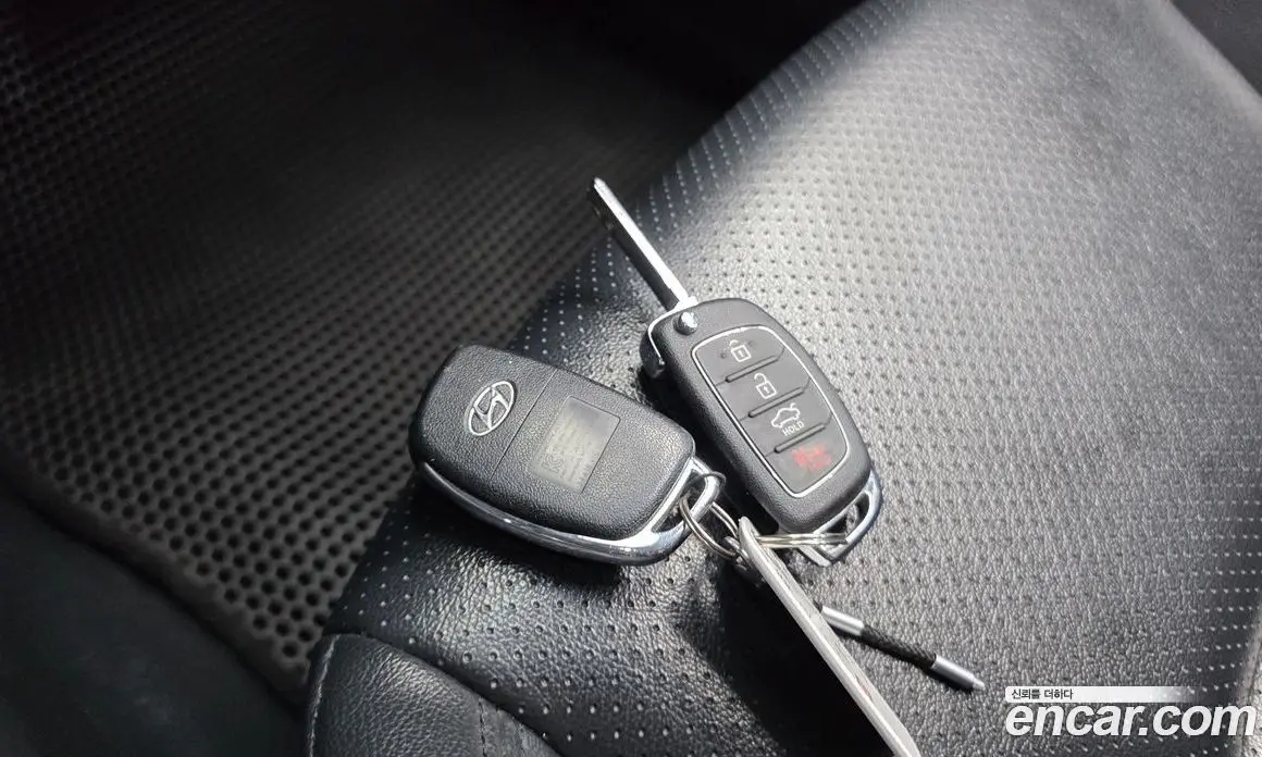 Hyundai Grandeur 2013 3.0 автомат (гидро), фото 19