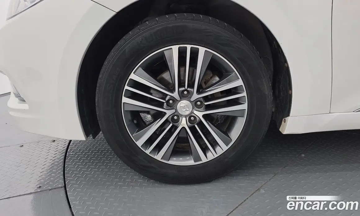 Hyundai Grandeur 2013 3.0 автомат (гидро), фото 5