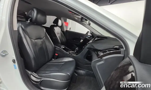 Hyundai Grandeur 2013 3.0 автомат (гидро), миниатюра 10