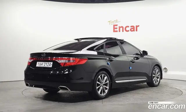 Hyundai Grandeur 2014 2.4 автомат (гидро), миниатюра 2 Hyundai Grandeur 2014 2.4 автомат (гидро), миниатюра 2