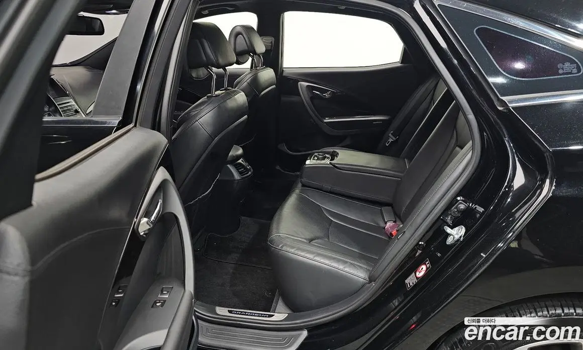 Hyundai Grandeur 2014 2.4 автомат (гидро), фото 11 Hyundai Grandeur 2014 2.4 автомат (гидро), фото 11