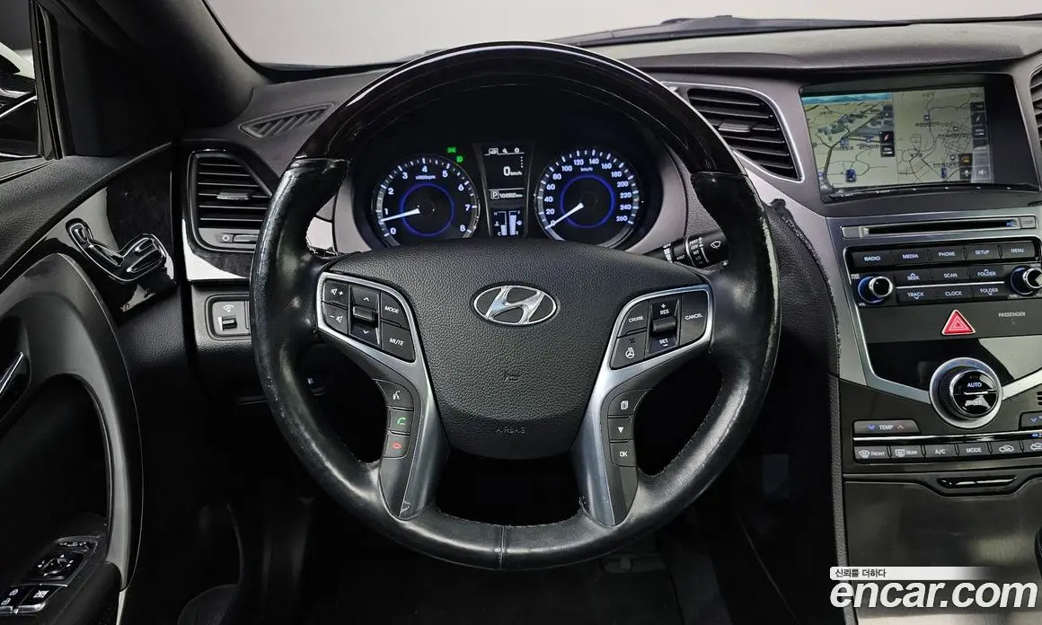 Hyundai Grandeur 2014 2.4 автомат (гидро), фото 14 Hyundai Grandeur 2014 2.4 автомат (гидро), фото 14