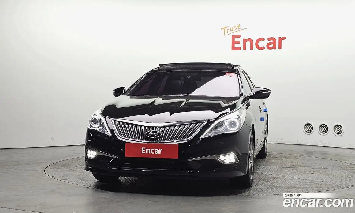 Hyundai Grandeur 2014 2.4 автомат (гидро), фото 3 Hyundai Grandeur 2014 2.4 автомат (гидро), фото 3