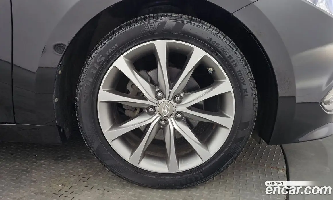 Hyundai Grandeur 2014 2.4 автомат (гидро), фото 5 Hyundai Grandeur 2014 2.4 автомат (гидро), фото 5