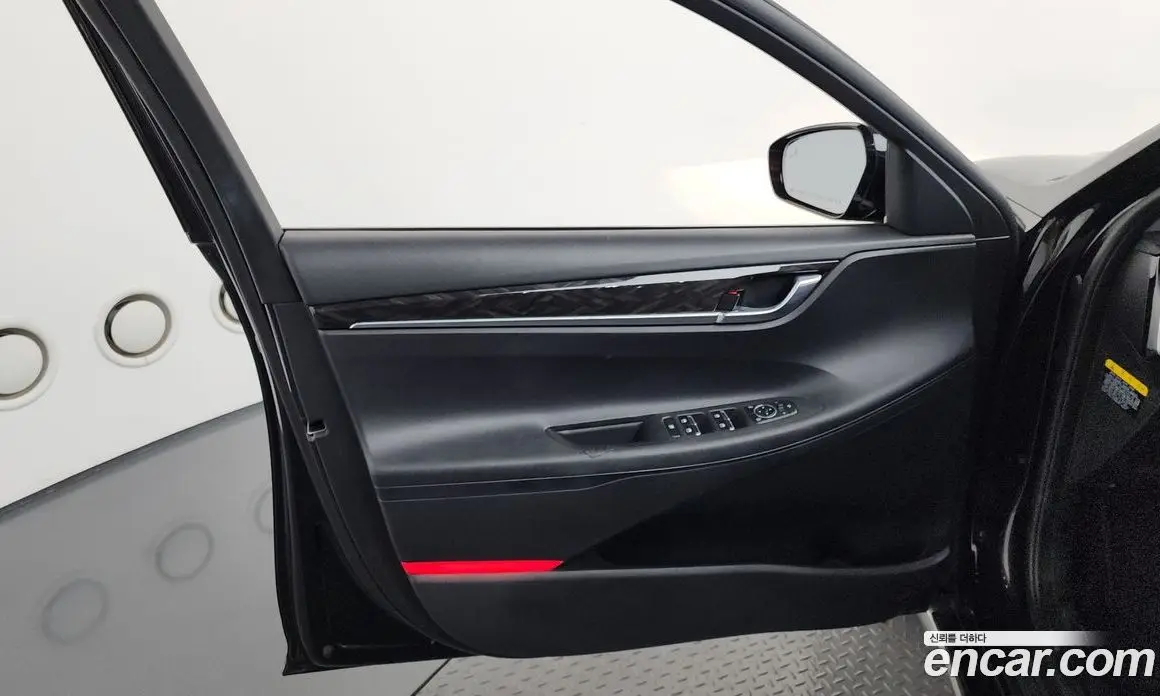 Hyundai Grandeur 2017 2.4 автомат (гидро), фото 14