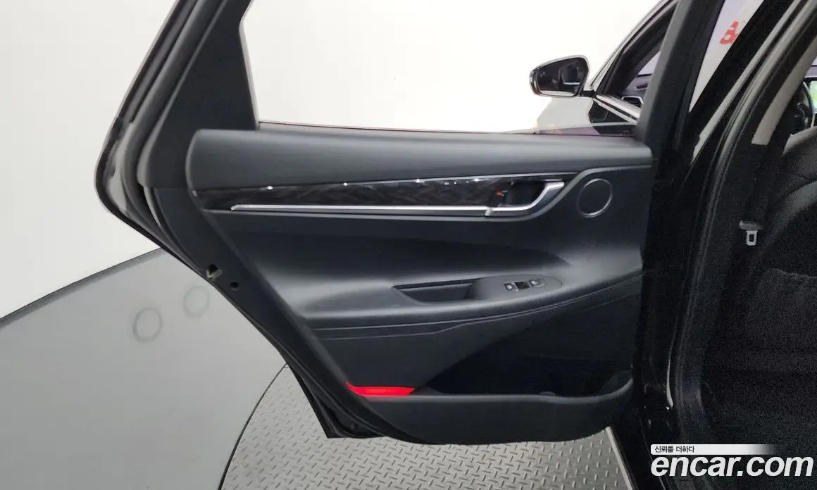 Hyundai Grandeur 2017 2.4 автомат (гидро), фото 15