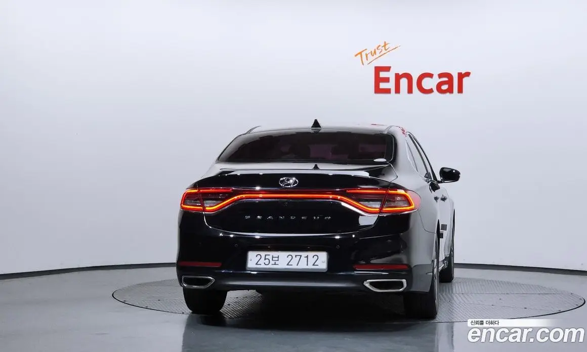 Hyundai Grandeur 2017 2.4 автомат (гидро), фото 4