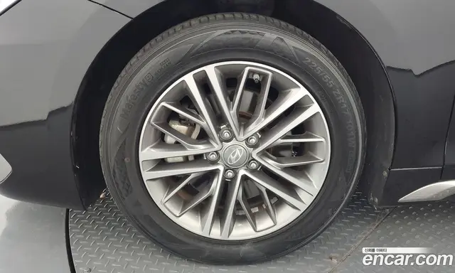 Hyundai Grandeur 2017 2.4 автомат (гидро), миниатюра 5