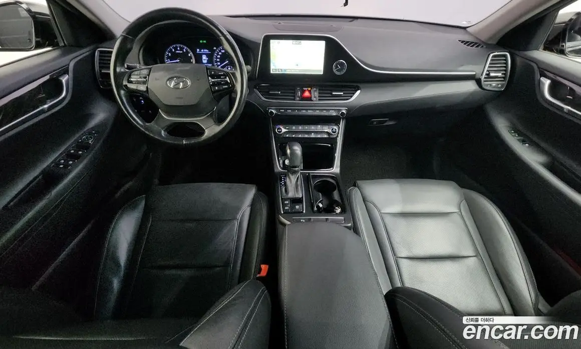Hyundai Grandeur 2017 2.4 автомат (гидро), фото 10