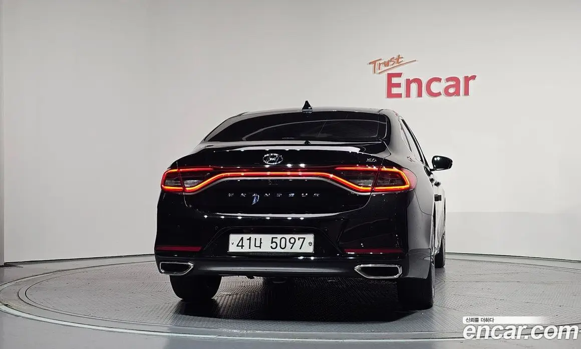 Hyundai Grandeur 2017 3.0 автомат (гидро), фото 4 Hyundai Grandeur 2017 3.0 автомат (гидро), фото 4