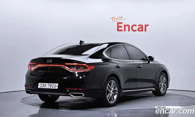 Hyundai Grandeur 2017 3.0 автомат (гидро), миниатюра 2