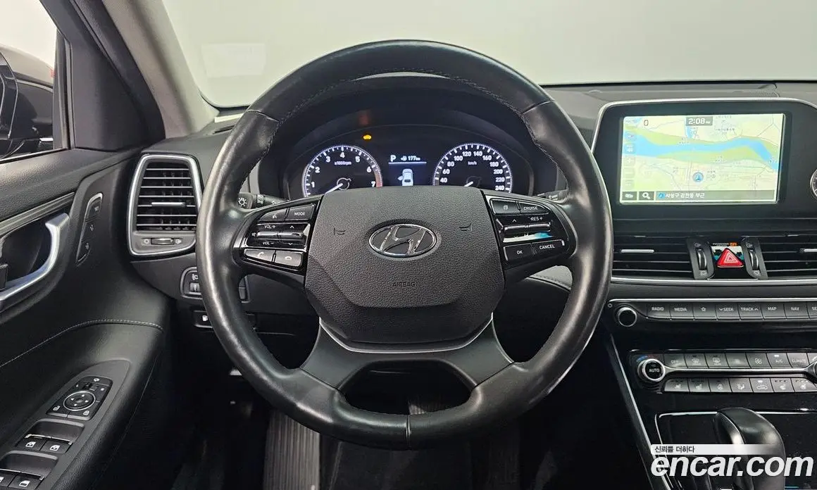Hyundai Grandeur 2017 3.0 автомат (гидро), фото 14